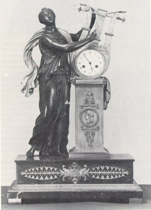 Bitte zum Vergrern anklicken - 2. Pendule mit der Figur der Sngerin Sappho oder der Muse Erato, Thomire, Paris, um 1805, H. 60 cm; Residenz, Mnchen
